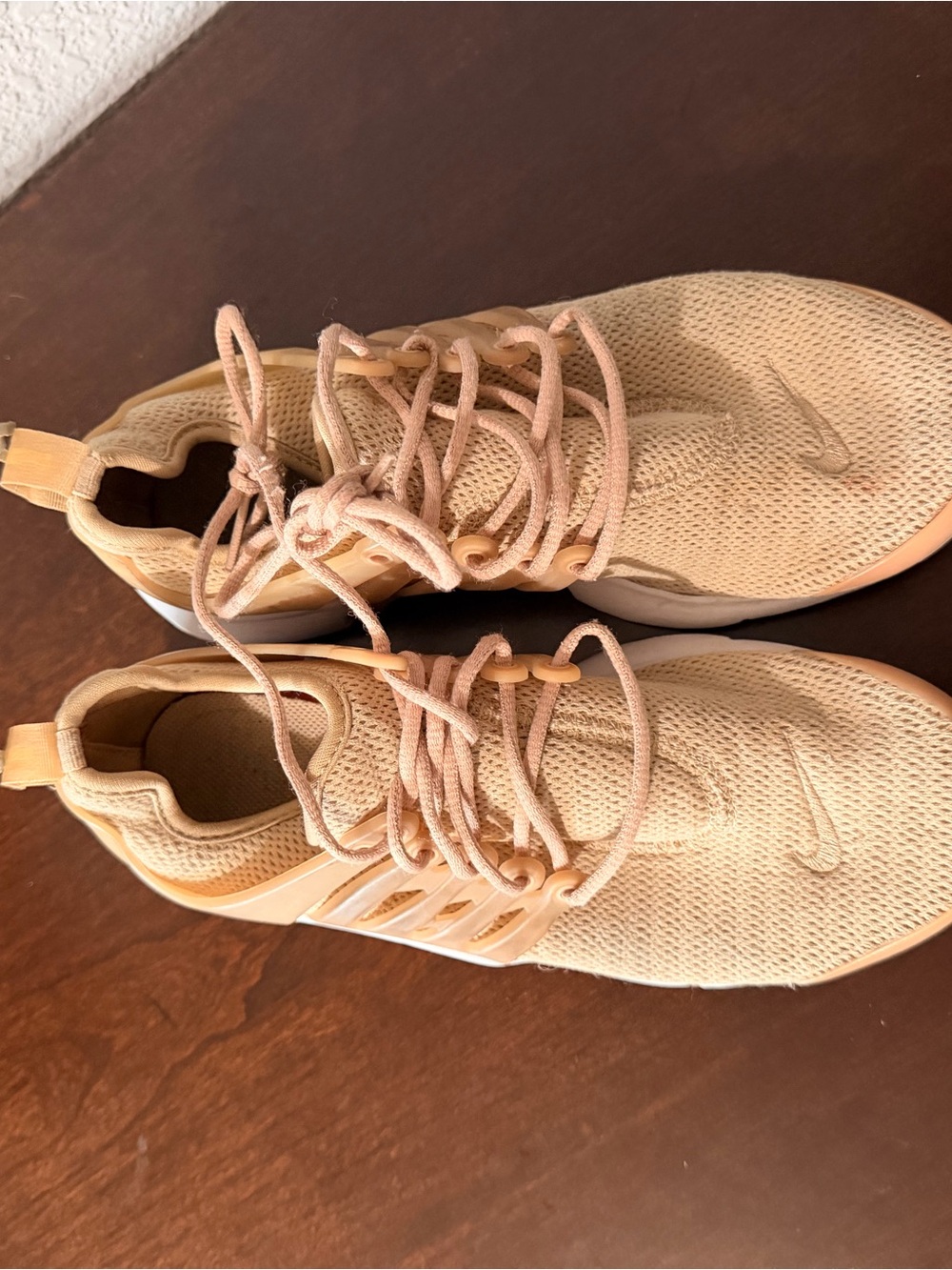 Nike Prestos - Women’s Tan